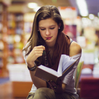 10 книг, которые стоит прочитать каждой женщине