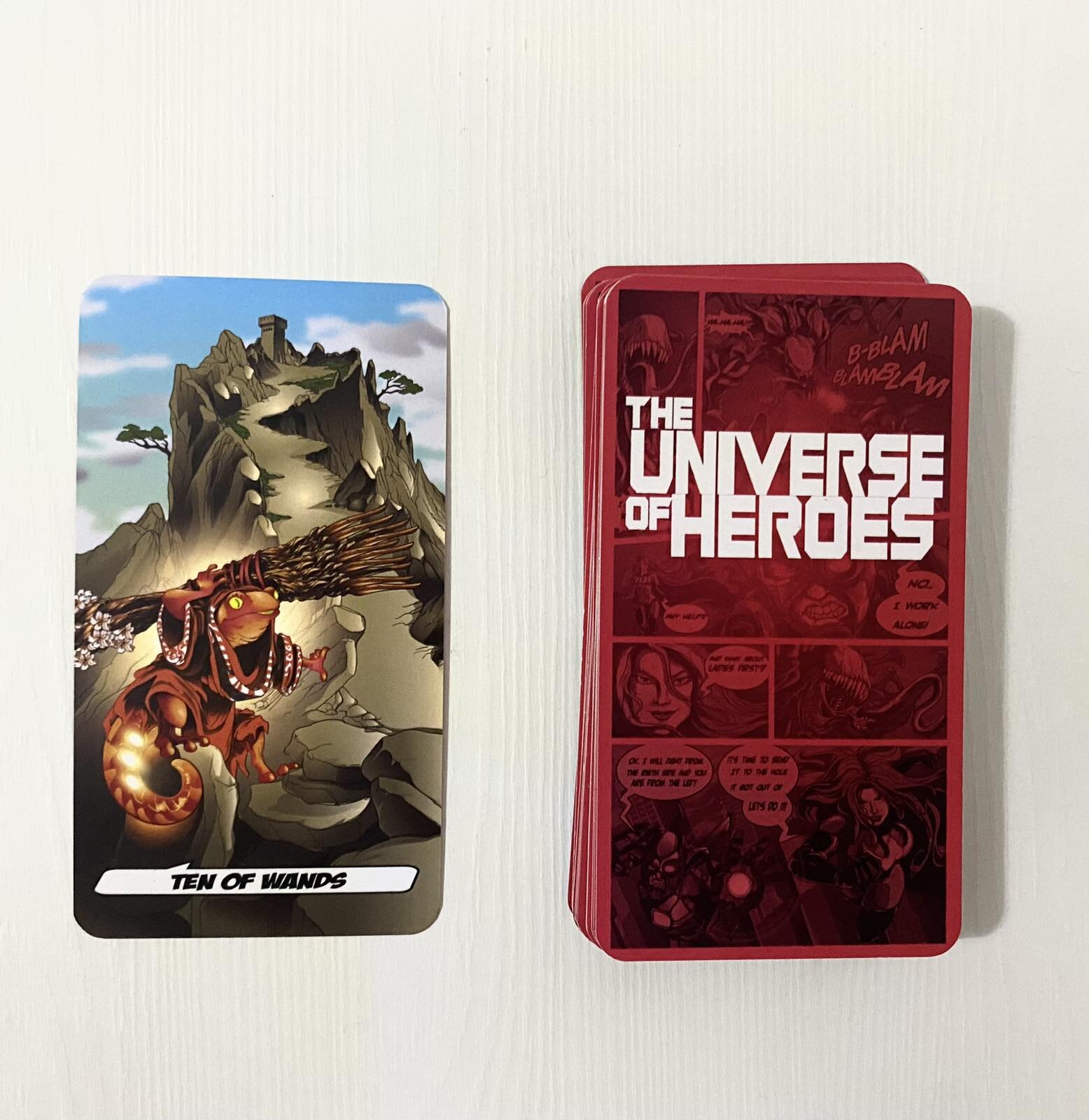 Карти ТАРО «THE UNIVERSE OF HEROES». Автор — Федосик Вілена. 