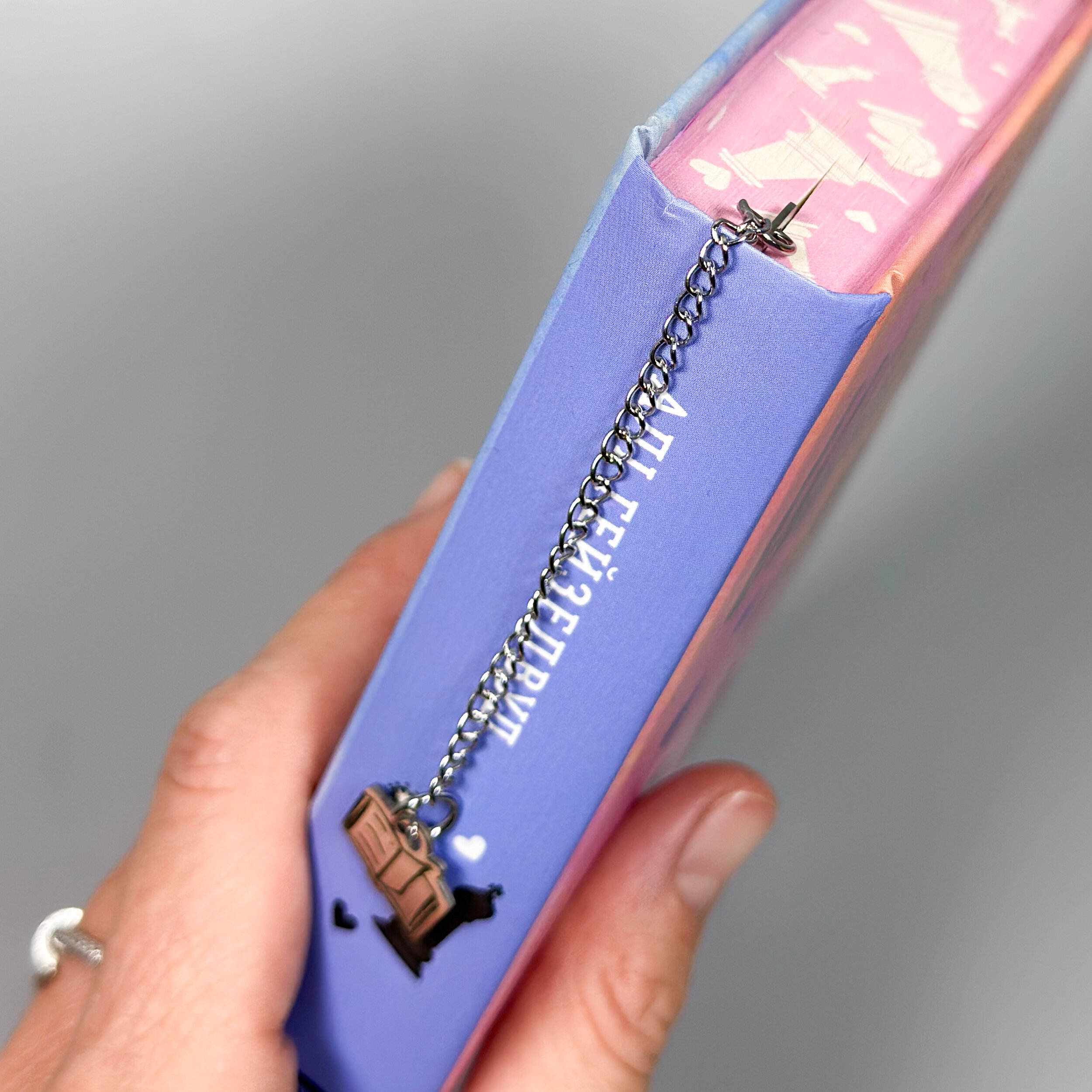 Закладка металева Книжка. . 