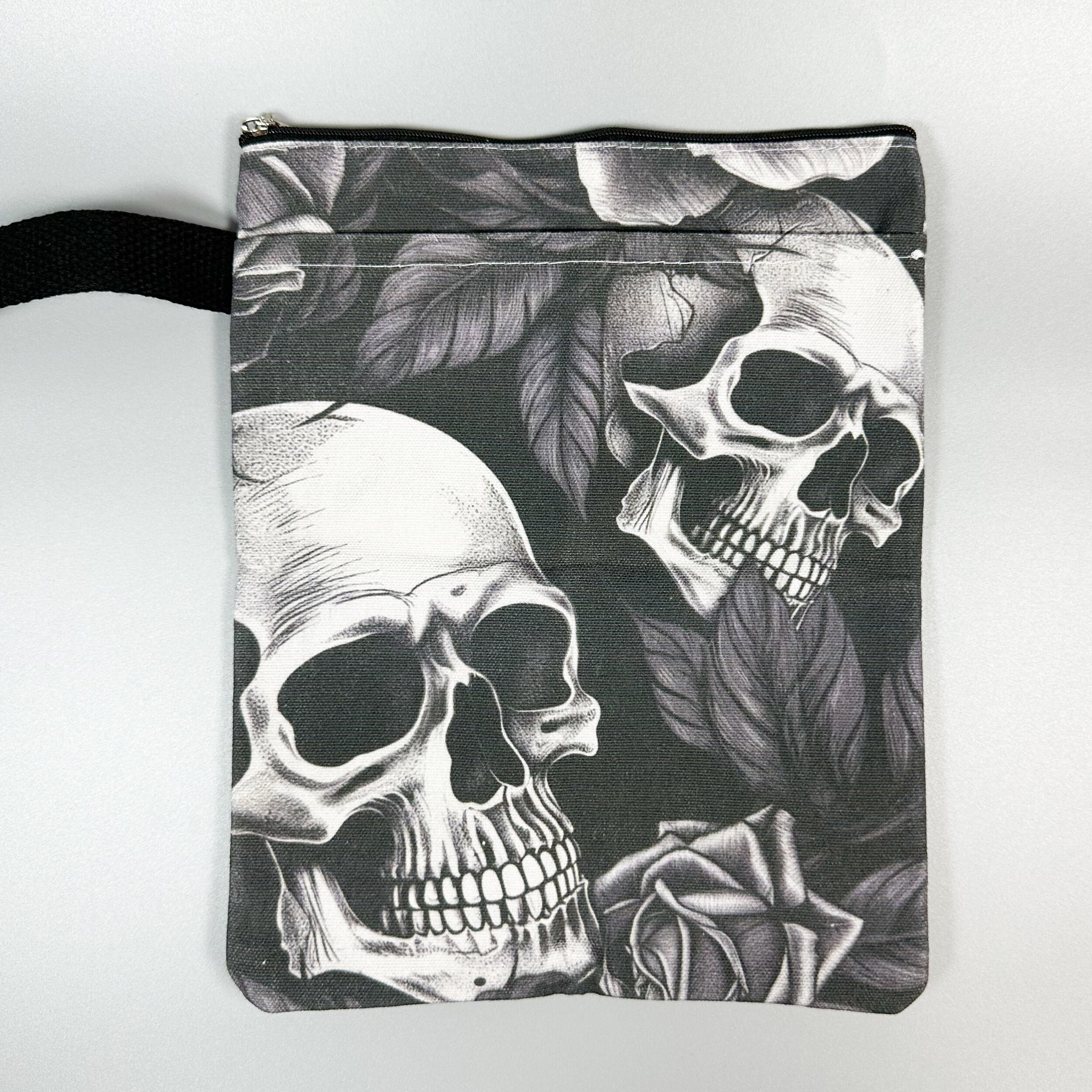 Чохол для книг з черепами 